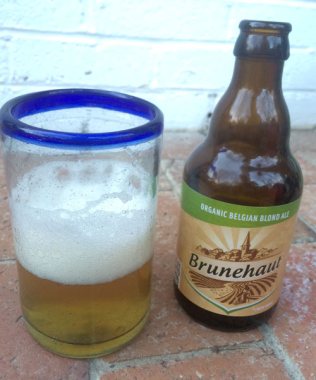 Brunehaut Belgian Blond organic Ale, bottle and glass